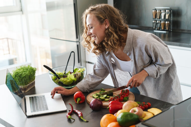 ADHD grocery shopping: simple ways to turn chaos into calm